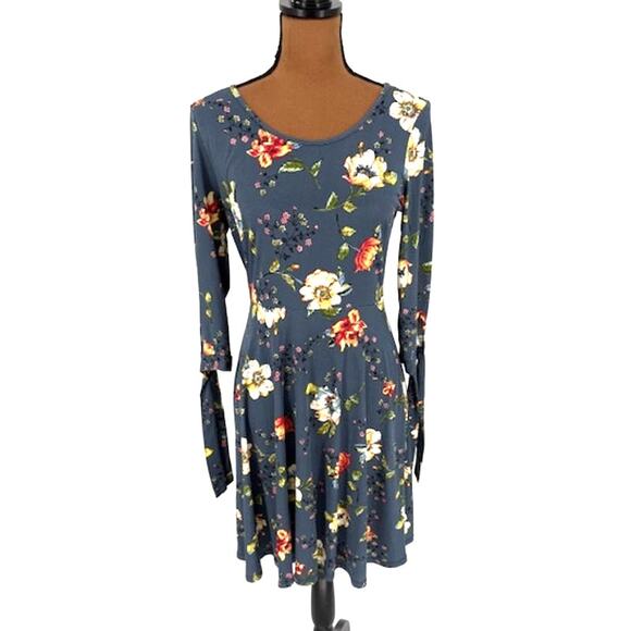 Gilli ¾ Sleeve Floral Midi Dress in a deep Blue/Grey – Size Small - Picture 1 of 6